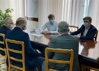 (RO) Ședința de lucru cu antreprenorul Ozka Inșaat privind reabilitarea a 83 de km ai drumului național R34