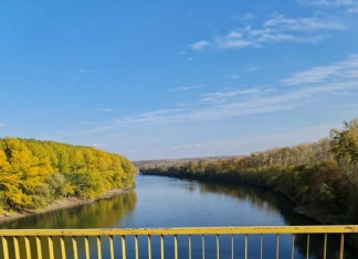 (RO) Lucrările de remediere a degradărilor atestate la podul de șosea, care traversează râul Nistru, în preajma orașului Vadul lui Vodă – în desfășurare