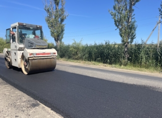 Amestecul de beton asfaltic cu adaos de materiale plastice reciclate MR8, a fost utilizat pe două sectoare de drum din r.Strășeni