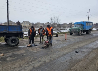 Drumarii continuă lucrările de întreținere pe drumurile naționale