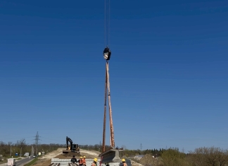 Lucrările de reparație a podului peste râul Răut din municipiul Bălți au ajuns la un progres de 60%