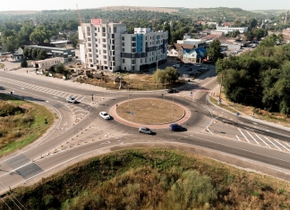 A fost inaugurat sensul giratoriu din orașul Anenii Noi, după finalizarea lucrărilor de amenajare